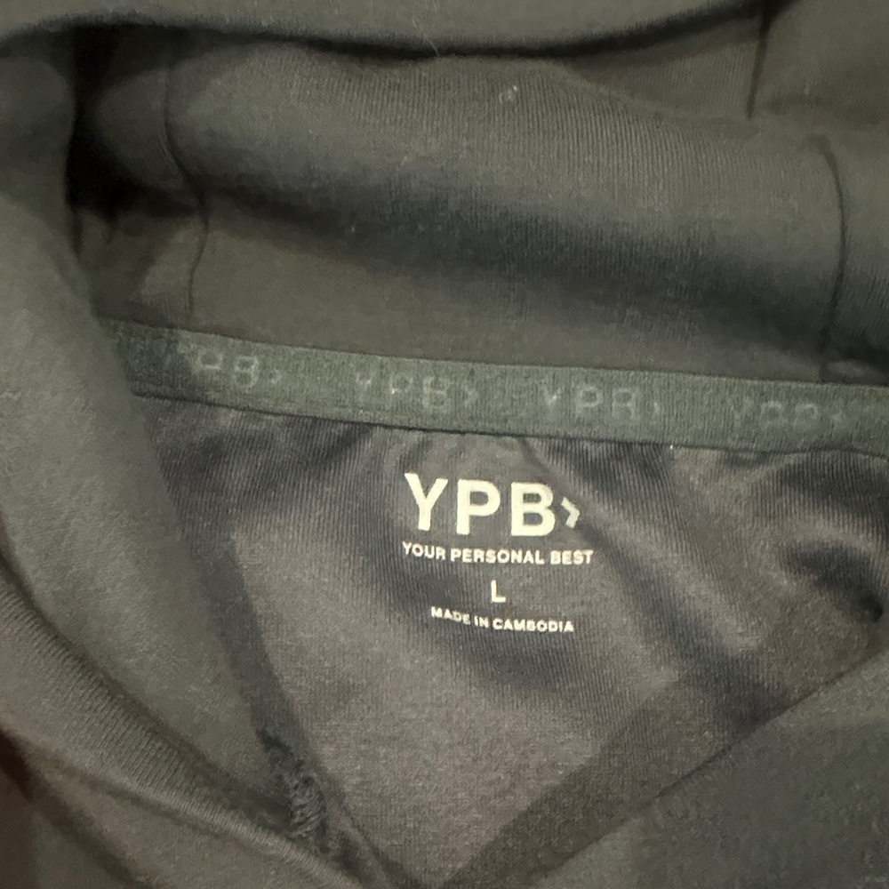 YPB Dark Green Cropped Hoodie by Abercrombie - Picture 4 of 6
